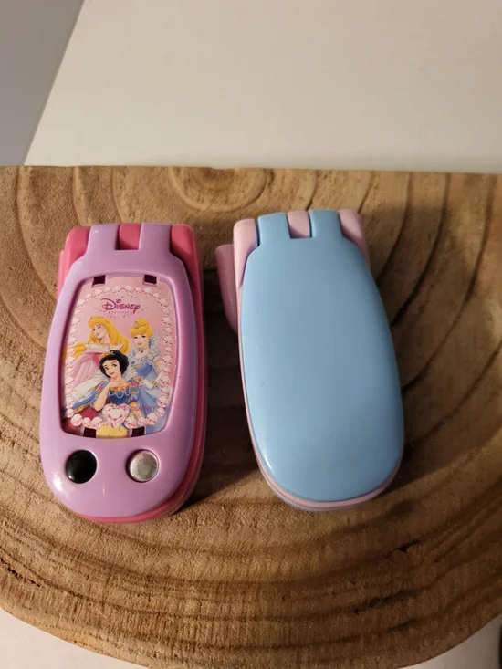 RARE Disney Princesses Toy Flip Phone WORKS 2 In Lot
