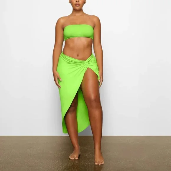 SKIMS Signature Swim Sarong Skirt in Neon Green (Size 4X)