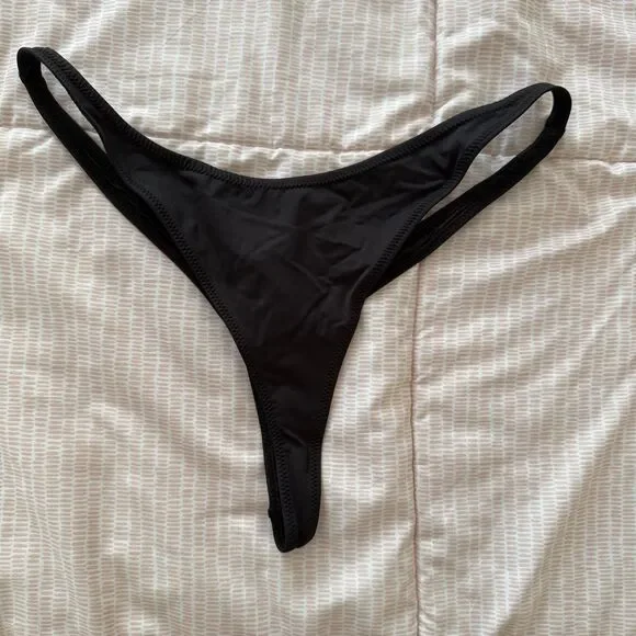 SKIMS Thong Bikini Bottom