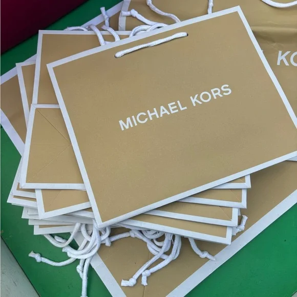 Michael kors  gift /shopping bags  New / unused  Price includes the entire lot !