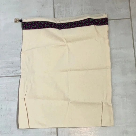 Tory Burch Dust Back / New / Large