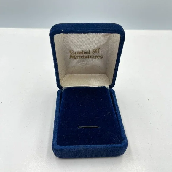 Vintage Goebel Miniatures Blue Velvet Jewelry Box Presentation‎ Case Hinged