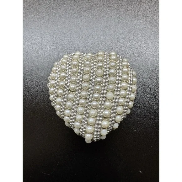 Pearl Beaded Heart Trinket Jewelry Box‎ Faux Pearl Silver Tone Keepsake Box