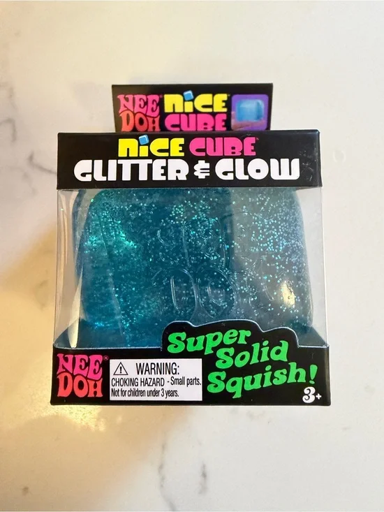 Nice Cube Glitter & Glow Super Solid Squish - Blue