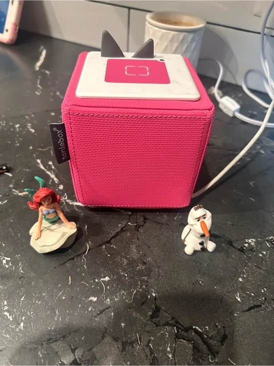Toniebox audio player and tonies characters bundles