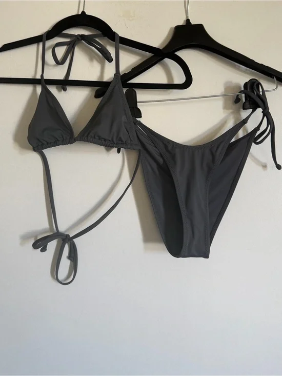 SKIMS Gray Classic Triangle Halter Tie Bikini 2-Piece Set size Small EUC