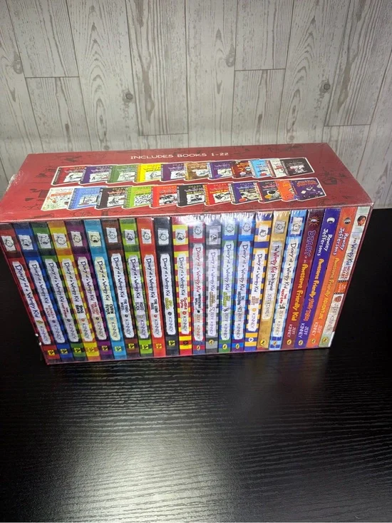 Diary of a Wimpy Kid Complete Book Box Set 1-22
