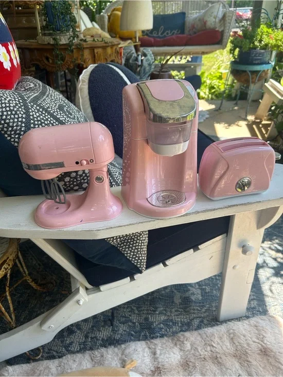 Pink Kitchen Appliance Trio - Mixer, Single-Serve Coffee Maker & Toaster