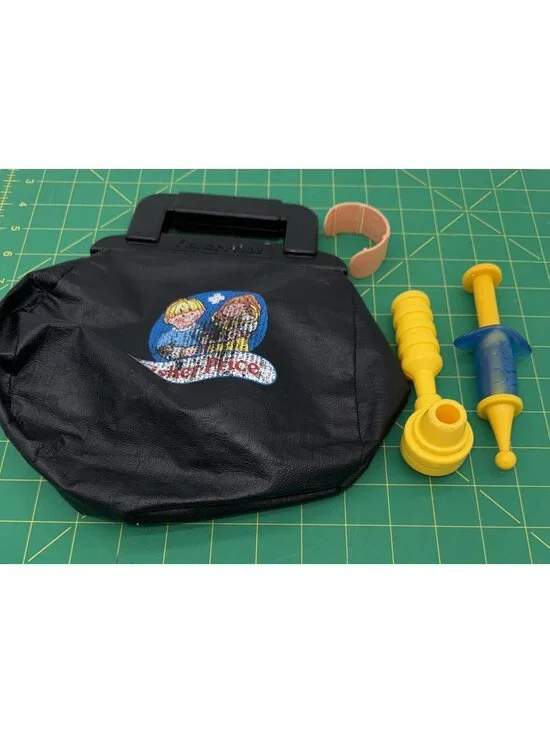 1987 Vintage Fisher Price Doctor Nurse Medical Bag Incomplete Replacement READ!