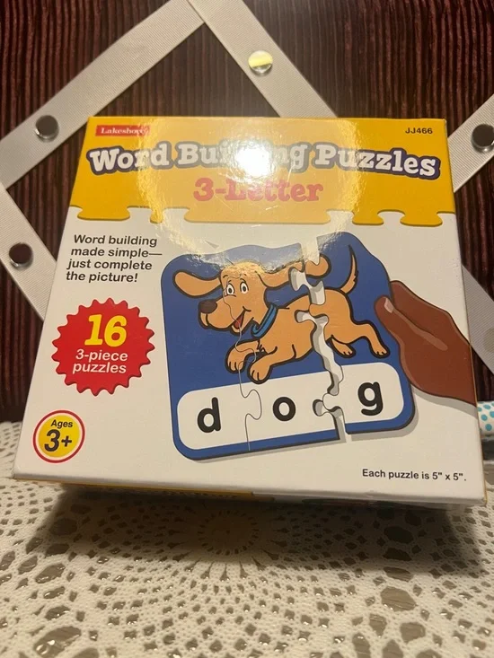 Word Building Puzzles - 3-Letter Dog Puzzle (Yellow/Blue)