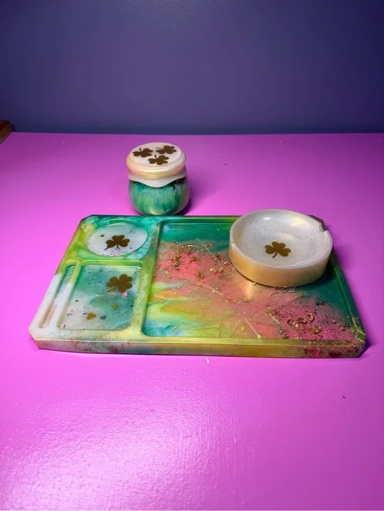 Handmade Green & Gold Resin Tray Set with Clover Inlay
