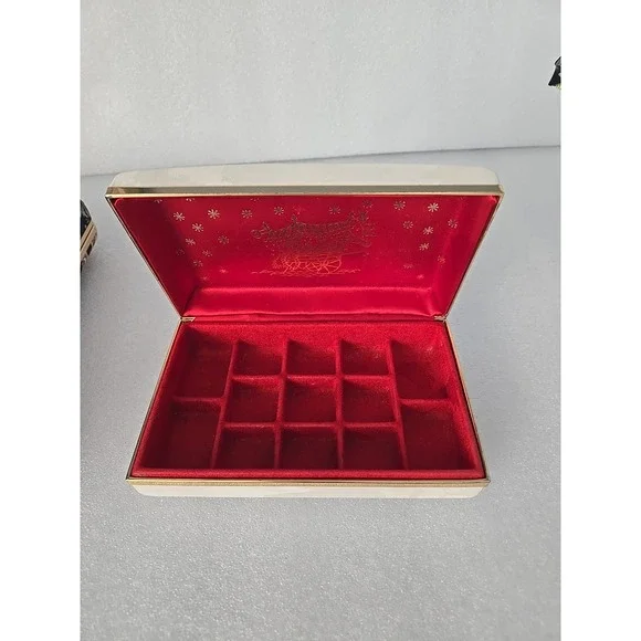 Vintage Jewelry Travel Case  Red Velvet Inside