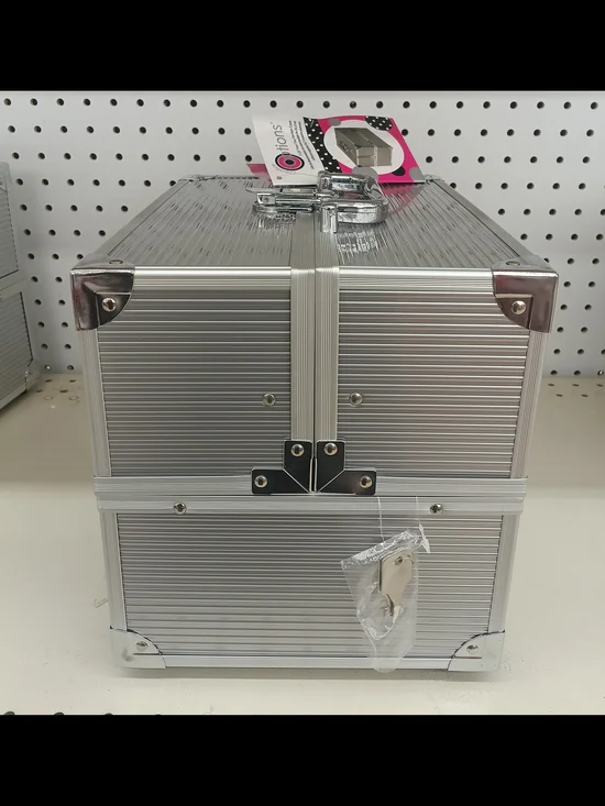 Aluminum Jewelry Organizer Case in Silver - Unbranded