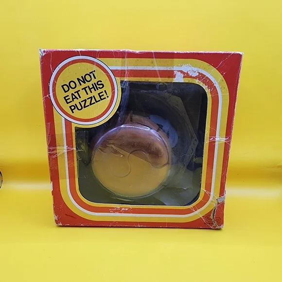 1977 Reiss Burger Thing Toy Puzzle Style 388