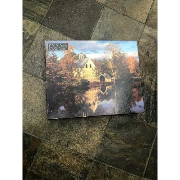 Vintage Whitman Crown Guild 1000 Jigsaw Puzzle