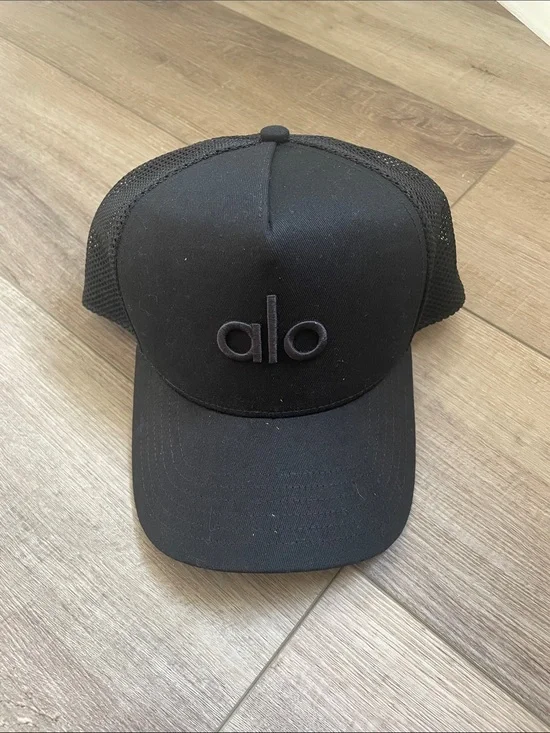 ALO Yoga Black Trucker Hat with Embroidered 'alo' Logo