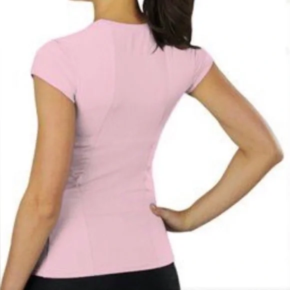 ALO Cool Fit Yoga Performance Shirt