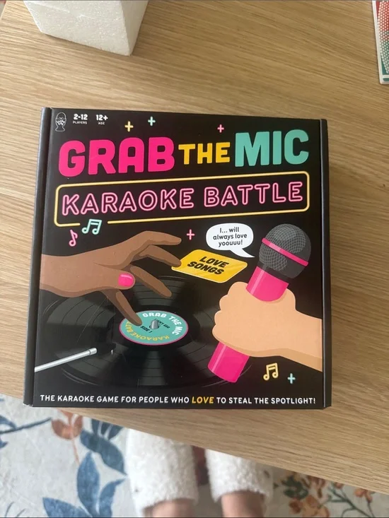 Karaoke Battle Game - Black & Pink