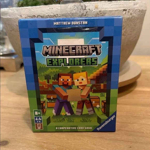 Ravensburger Minecraft Explorers Card Game