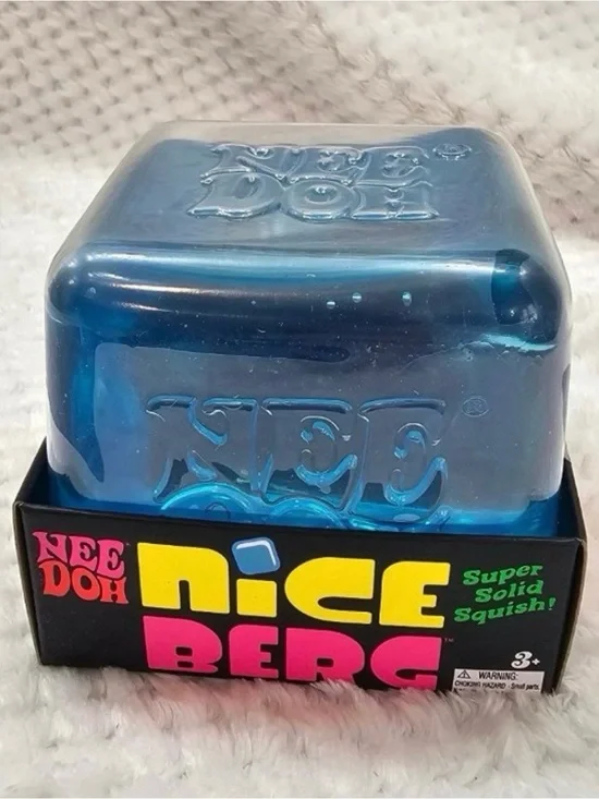 NEW NeeDoh Nice Berg Blue XL Giant Nee Doh Niceberg Solid Squish Cube Ice Block