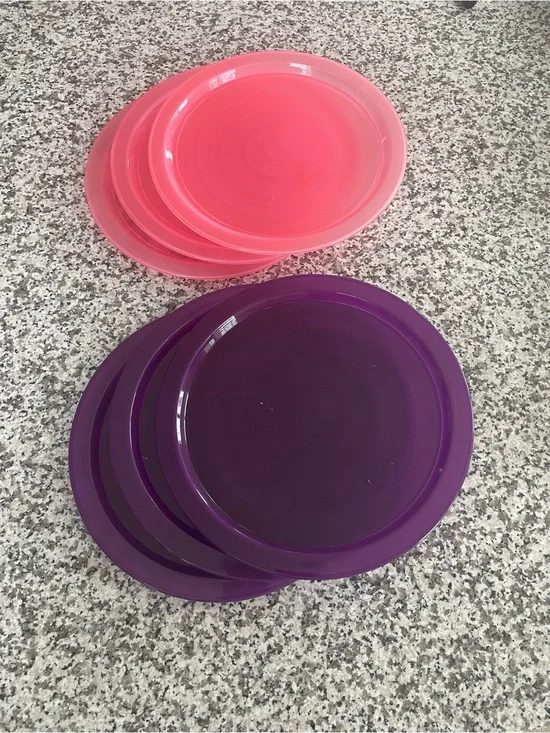 Target Brand 3 each Pink & Purple Plastic Plates Perfect support 4 paper plates