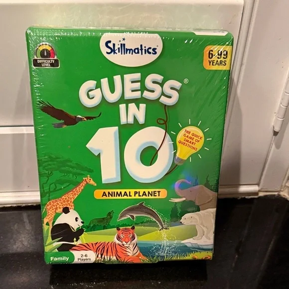 NEW Skillmatics Guess in 10 Animal Planet Kids Card Game