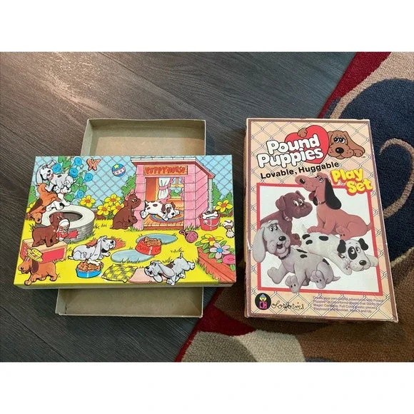 Pound Puppies vintage Colorforms play set 1985 With Original Box