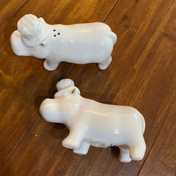 Target Hippopotamus Salt Pepper‎ Shakers White Gold Ceramic Hippos Top Hat