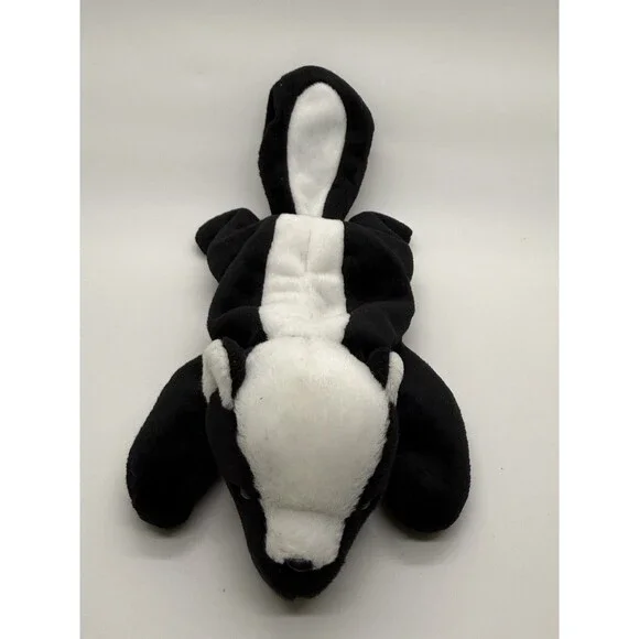 Ty Beanie Baby Stinky Skunk 4017 Plush Retired 1995 DOB No Tags Vintage
