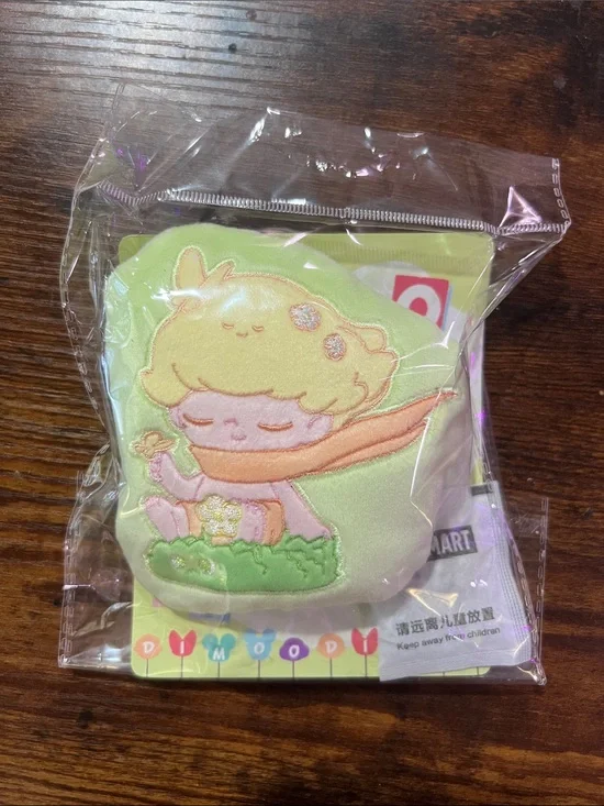 Dimoo world plush