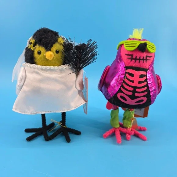 Hyde & EEK 2023 Halloween Birds Freda Bride and 2024 Glitters Skeleton