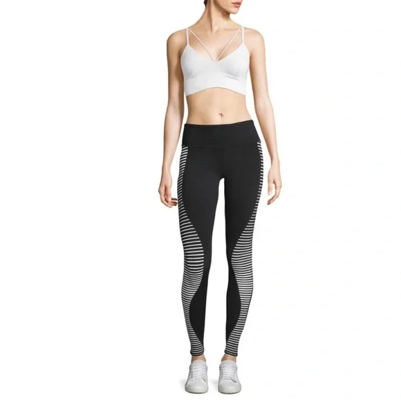 Alo Yoga Airbrush Leggings Black Reflector Size‎ Small Full Length