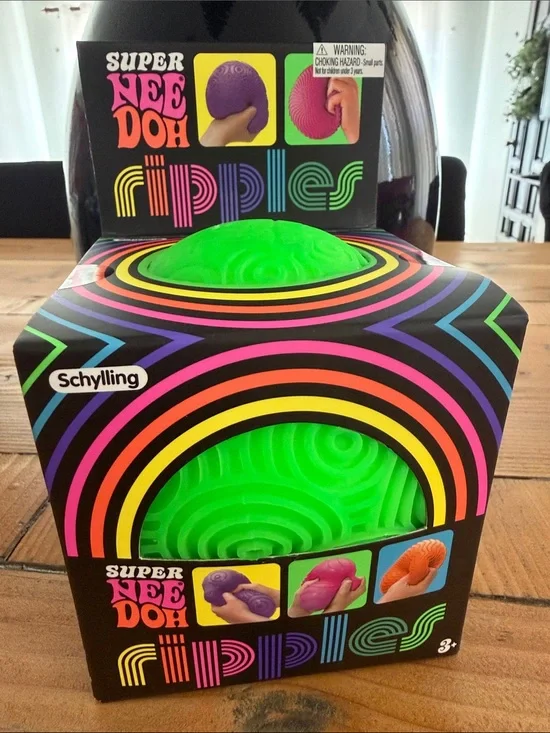 Super NeeDoh Ripples Green Sensory Toy by Schylling