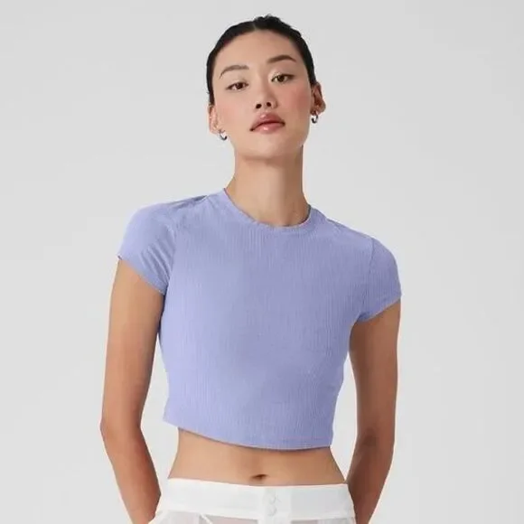 Alo Yoga Ribbed Sea Coast Cropped Short Sleeve Tee