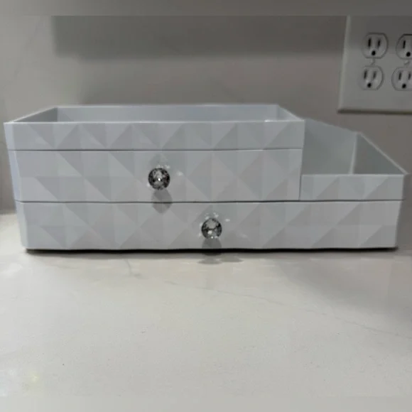 Cosmetic Organizer
