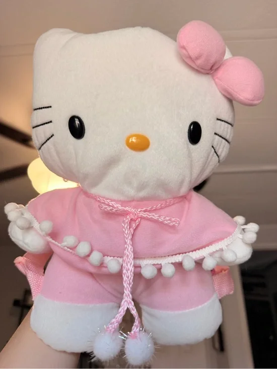 Vintage 2010 Sanrio Hello Kitty White & Pink Plush with Pom-Pom Cape 13“