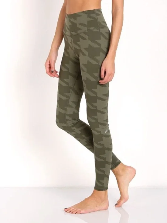 Alo High Waist Airbrush Legging Jungle Houndstooth Green Size Small