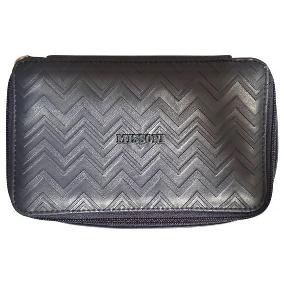 Missoni Delta Travel Kit Exclusively for Delta Navy Blue Perfect for Toiletries