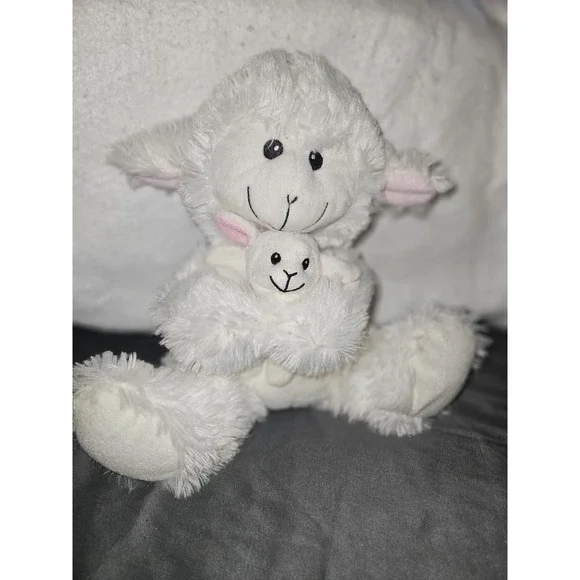 Mommy & Baby Lamb