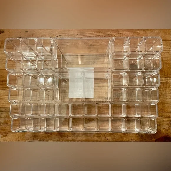 Lipstick/makeup organizer