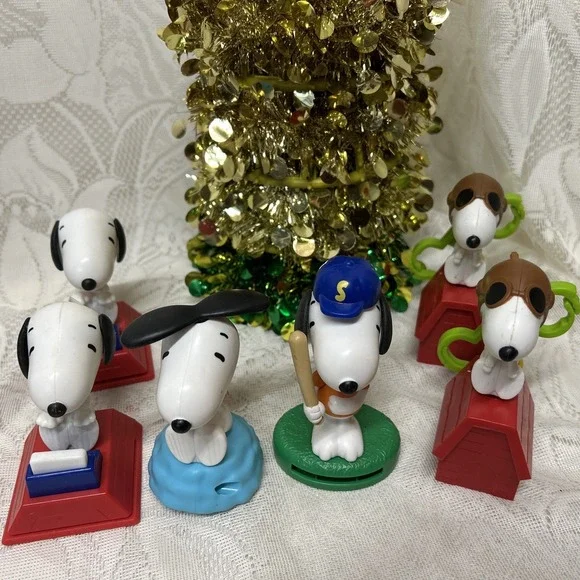 The Peanuts Snoopy‎ 2018 McDonalds Happy Meal Toys - Lot of 6 Stocking Stuffers