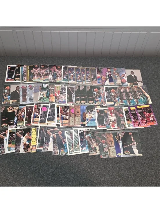 Larry Johnson Lot of 77 NBA Basketball Cards Collection - Rookies, Inserts Base