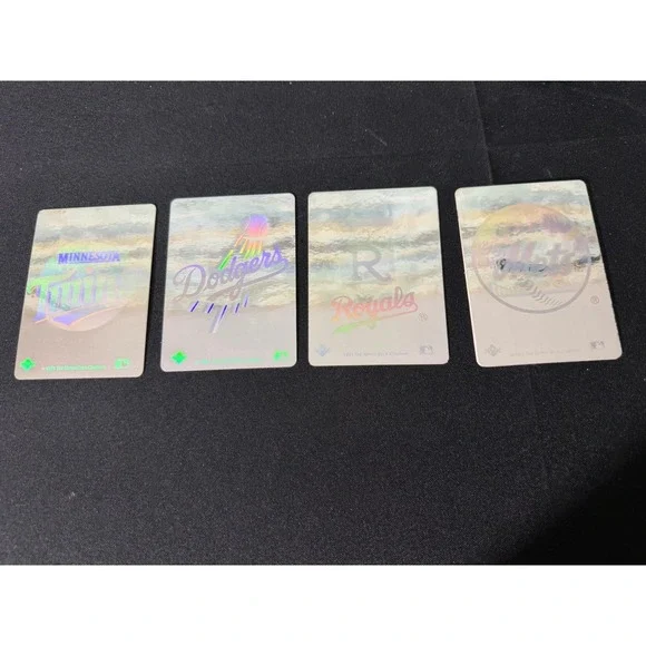 1991 Upper Deck baseball card lot hologram Team Logos 4 MLB trading‎ cards Holo