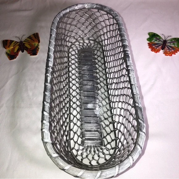 Decorative Oblong Silver Wire Basket, Metal Basket, very sturdy, pre-owned