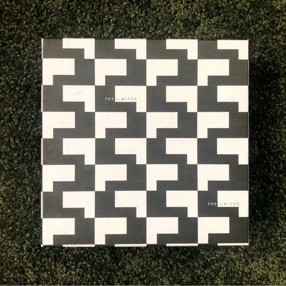 The Limited Empty Gift Box Small Square Black White Pattern Vintage Retail