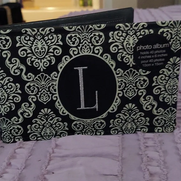 Black and white damask pattern Initial 'L' Photo Album