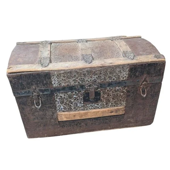 Antique Late 1800s Camelback Steamer Trunk
