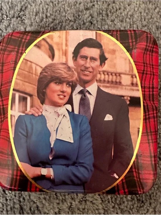 Vintage Walkers Shortbread Royal Wedding Tin 1981 Charles & Diana Collectible