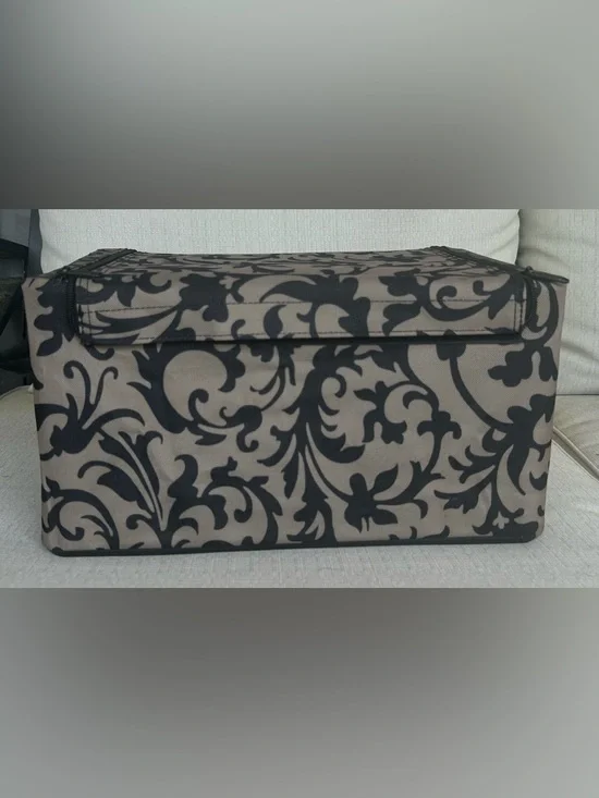 Reisenthel Small Baroque Marble Storage Organizer in Black and Taupe