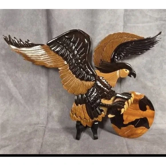 Landing Eagle Intarsia wood wall hanging hand crafted home decor 13